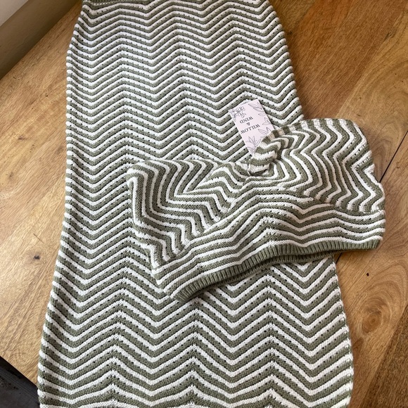 Willow & Wind~ Women’s 2piece Knit, Crochet Tube Top & Skirt Size S. NWT - Picture 1 of 7